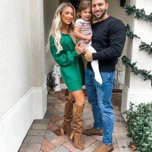 Green oversized sweater dress